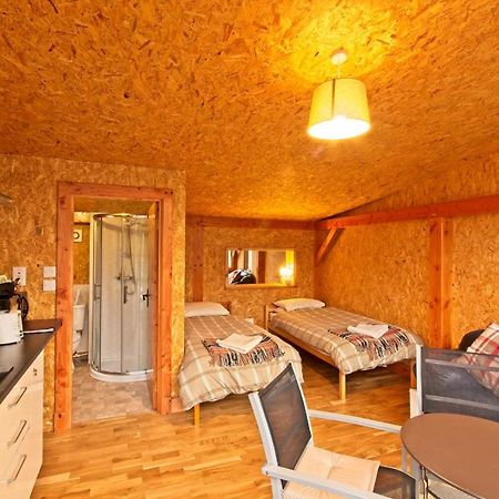 Вилла Caledonian Glamping Cannich Экстерьер фото